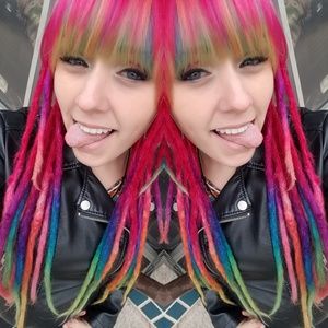 Meet your Posher, Mitzi